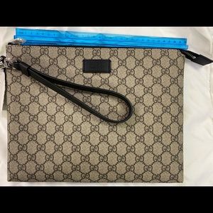 Gucci GG canvas wristlet Unisex
